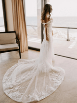 Sexy V-neck Mermaid Wedding Dress With Detachable Train