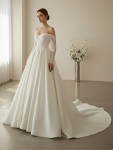 Classic Wedding Gown With Detachable Train